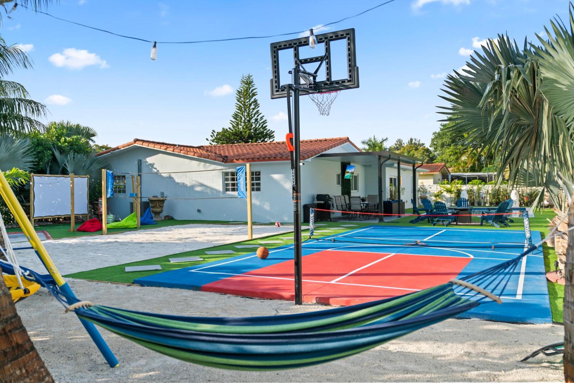 Villa Majestic Lion 11bd Heated Pool Games Bbq
