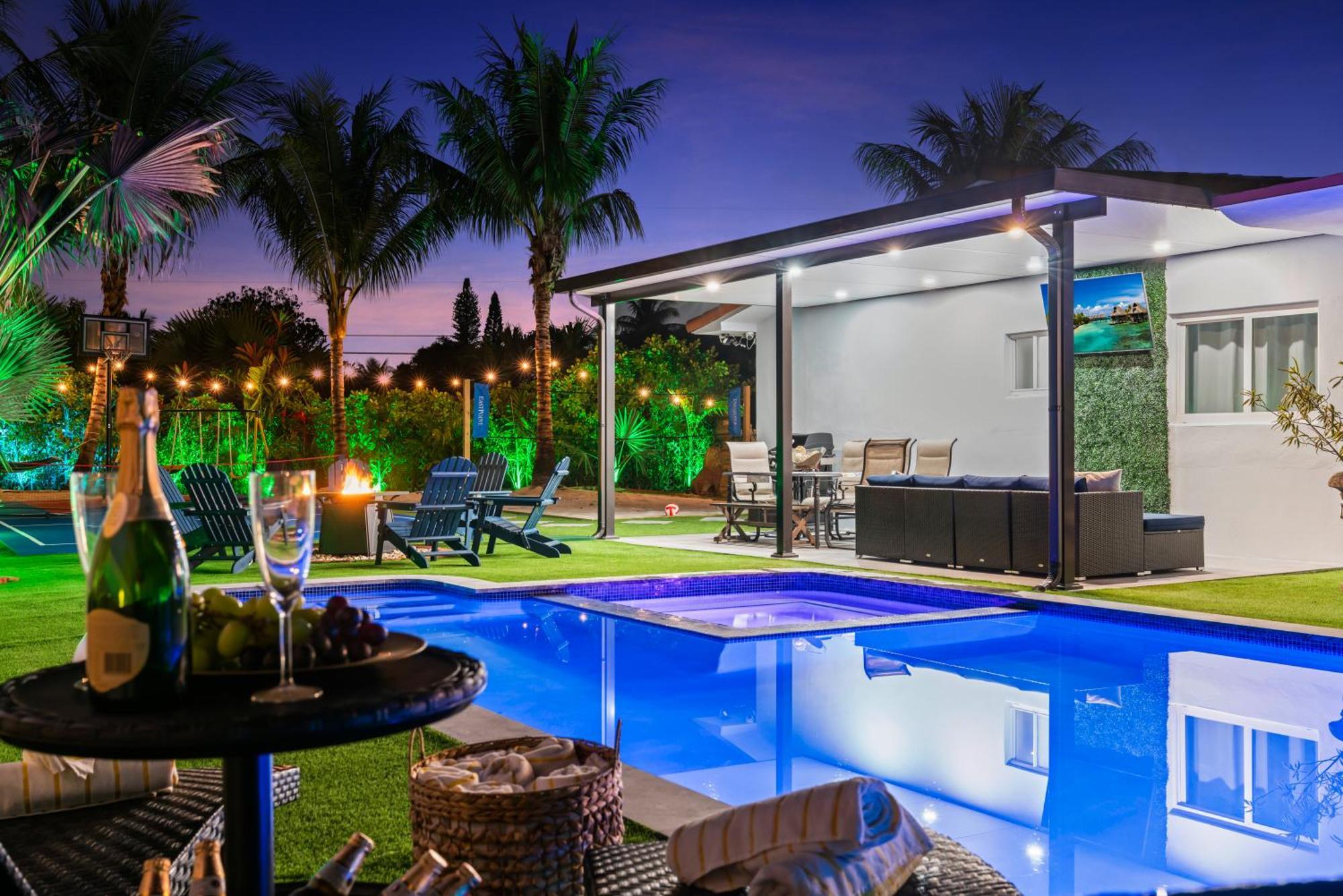 Majestic Lion 11bd Heated Pool Games Bbq