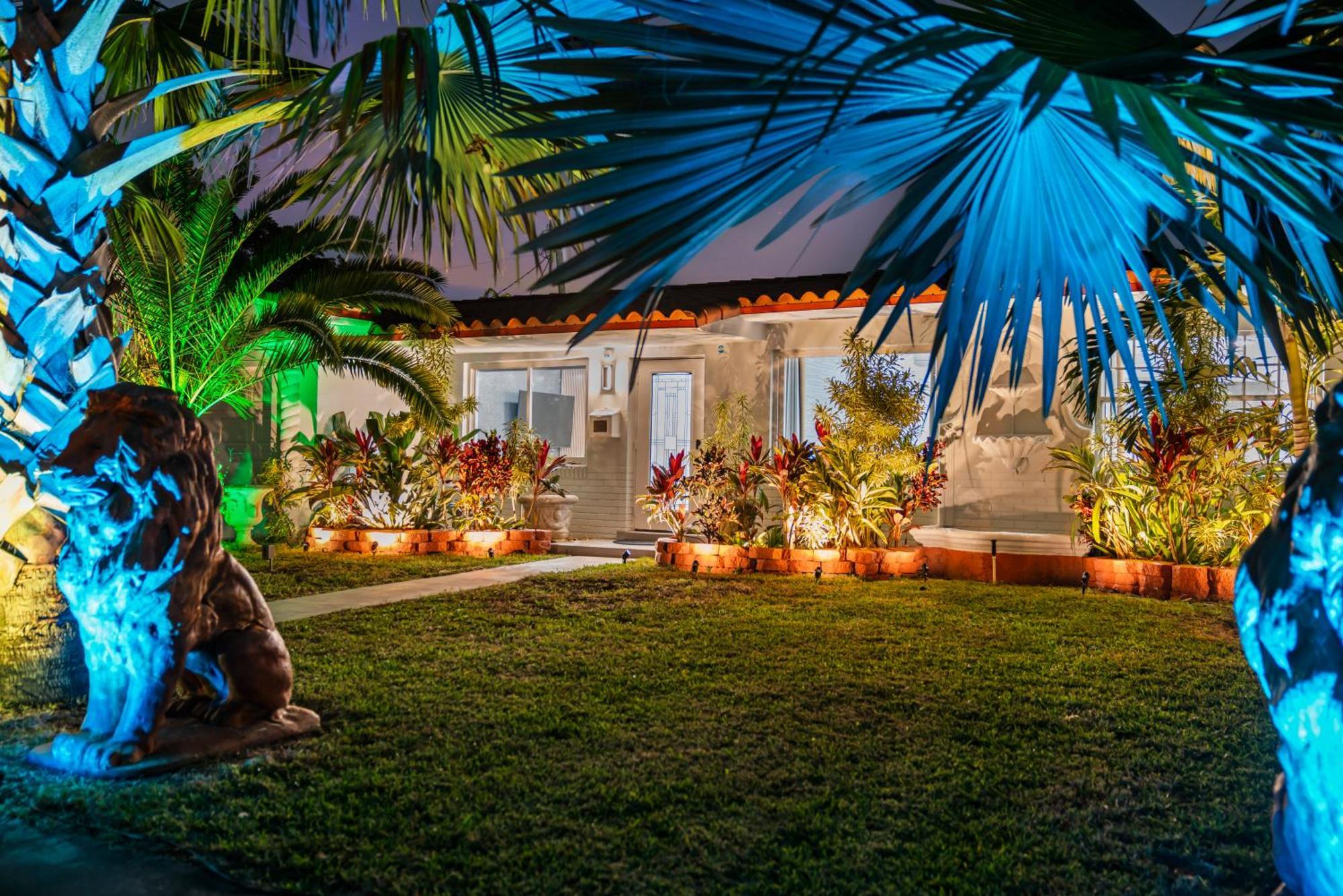 Majestic Lion 11bd Heated Pool Games Bbq *