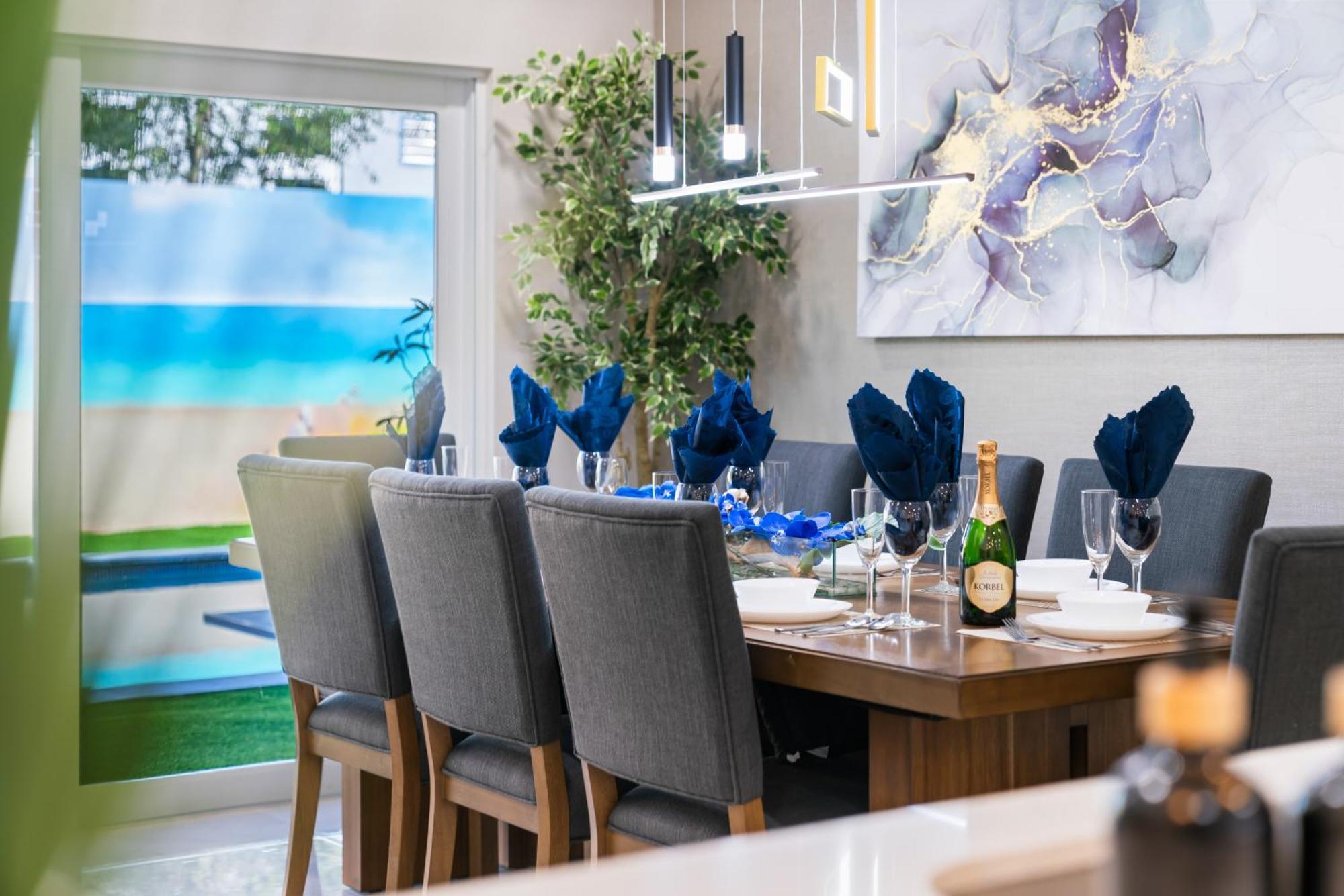 Majestic Lion 11bd Heated Pool Games Bbq Villa
