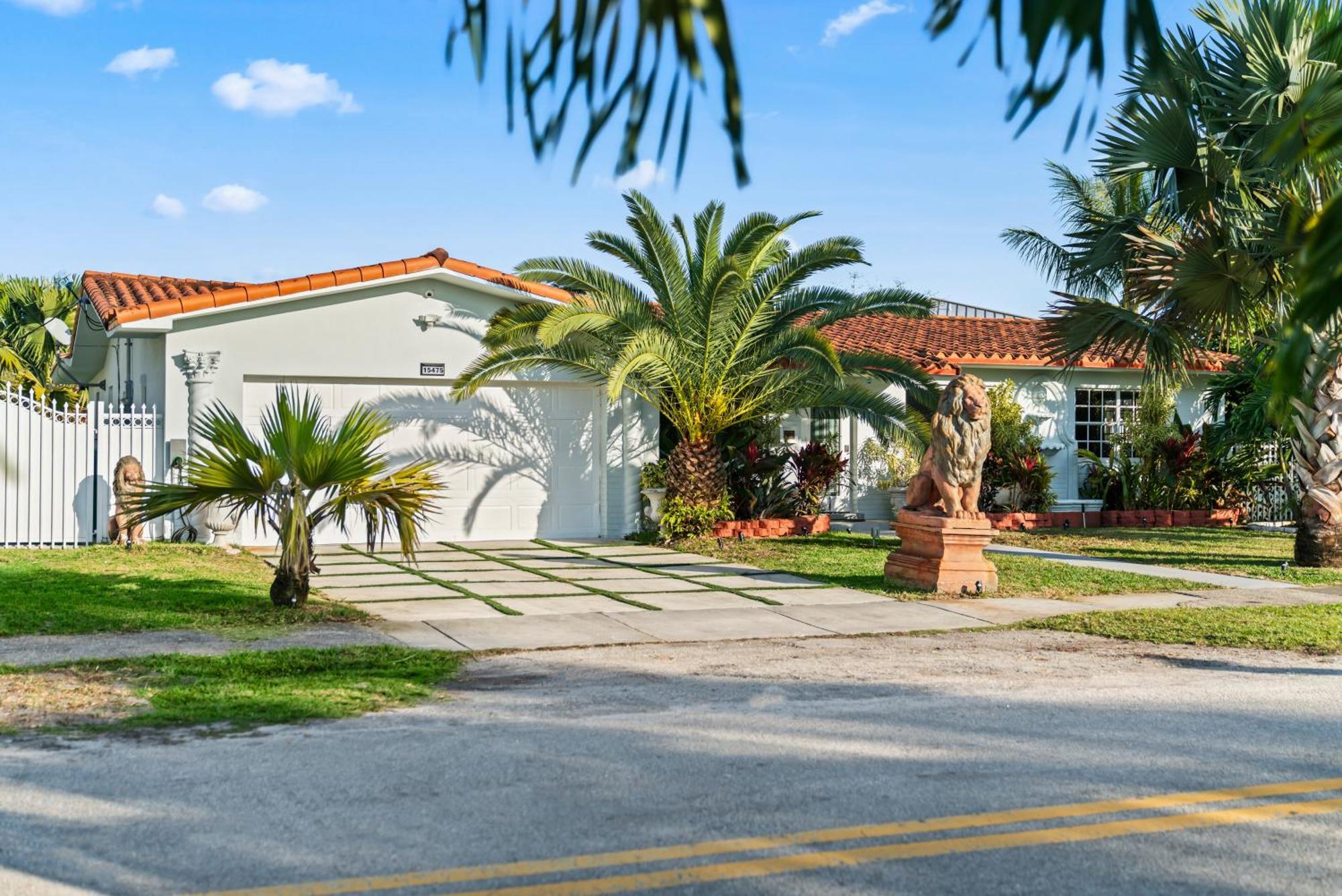 Majestic Lion 11bd Heated Pool Games Bbq Villa Miami