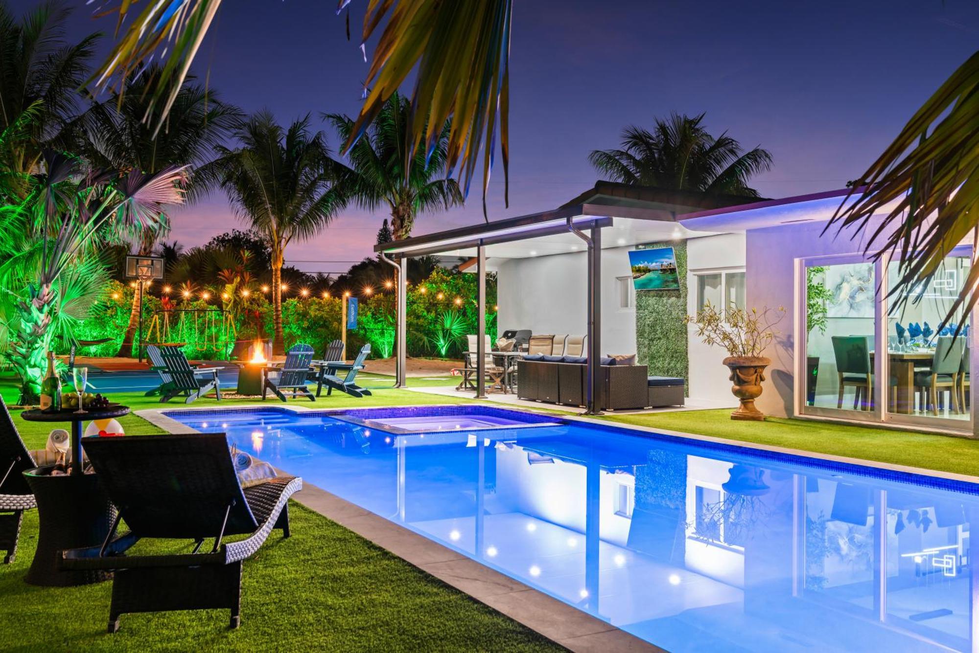 Villa Majestic Lion 11bd Heated Pool Games Bbq *