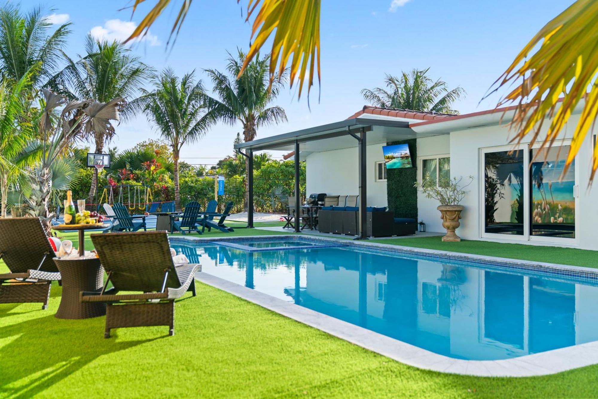 Majestic Lion 11bd Heated Pool Games Bbq Miami